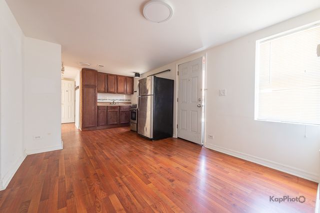 958 N Honore Street, Chicago, IL 60622
