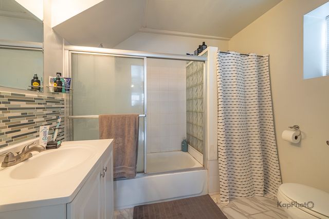 958 N Honore Street, Chicago, IL 60622