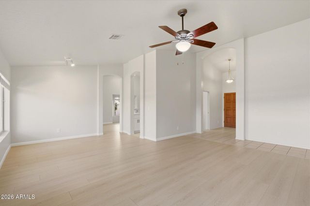 814 E Stanford Avenue, Gilbert, AZ 85234