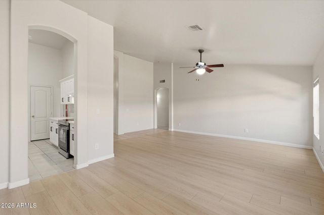 814 E Stanford Avenue, Gilbert, AZ 85234