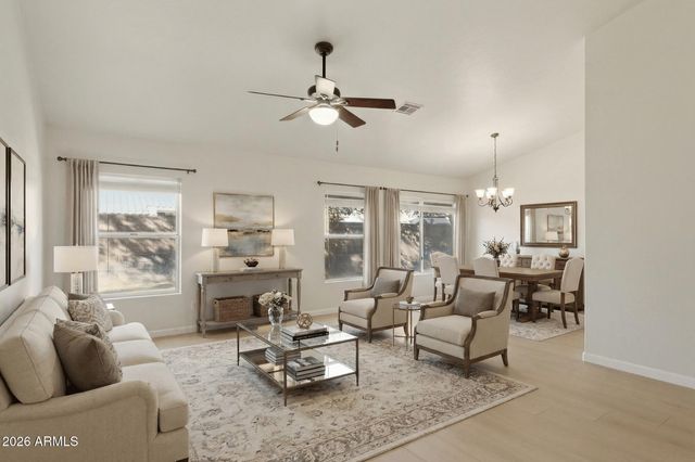 814 E Stanford Avenue, Gilbert, AZ 85234