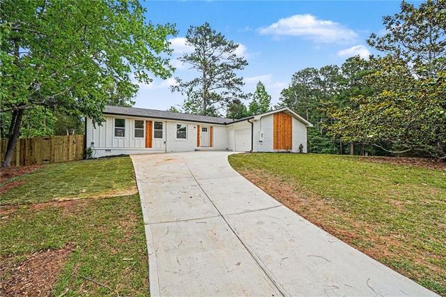 1988 Calvary Hill Court SW, Marietta, GA 30008