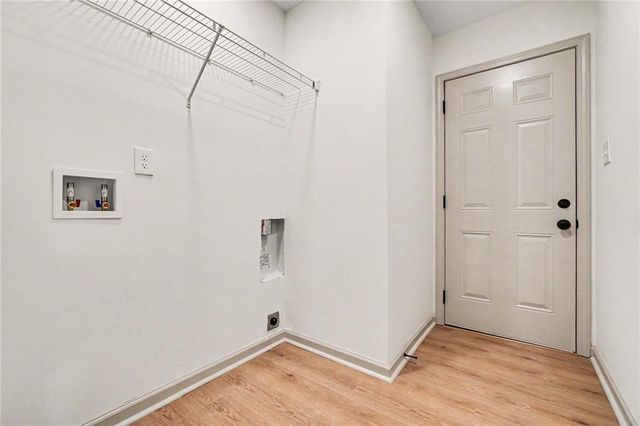 1988 Calvary Hill Court SW, Marietta, GA 30008