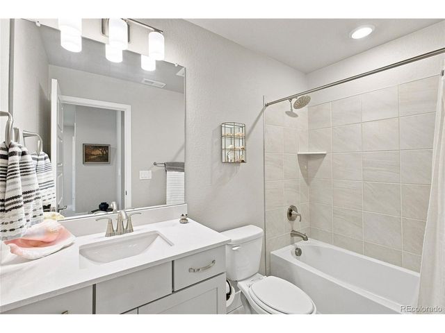 9777 Banner Peak St, Littleton, CO 80125