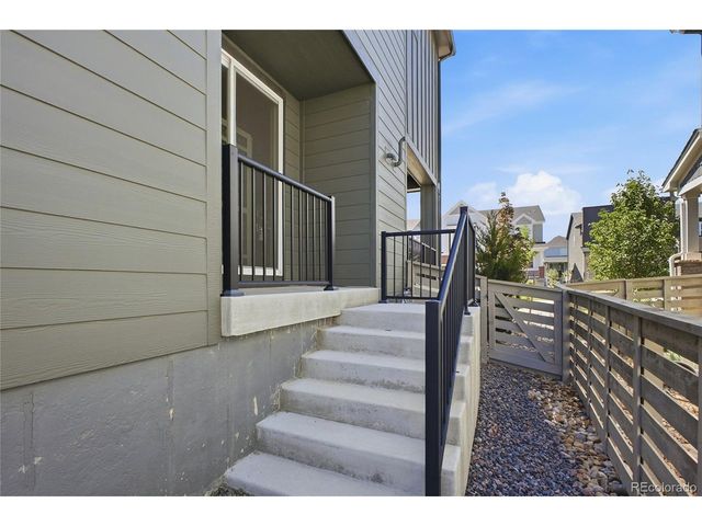 9777 Banner Peak St, Littleton, CO 80125