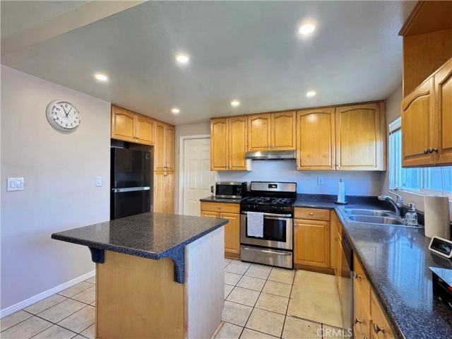 2065 Morley, Simi Valley, CA 93065
