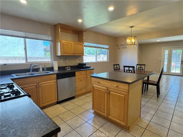 2065 Morley, Simi Valley, CA 93065