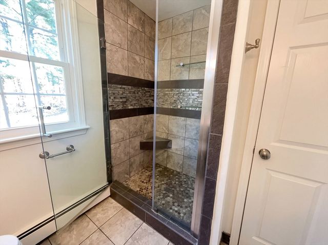 5 Tracy Ann Dr, Grafton, MA 01536