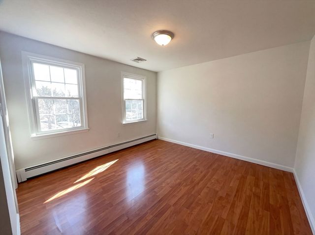 5 Tracy Ann Dr, Grafton, MA 01536