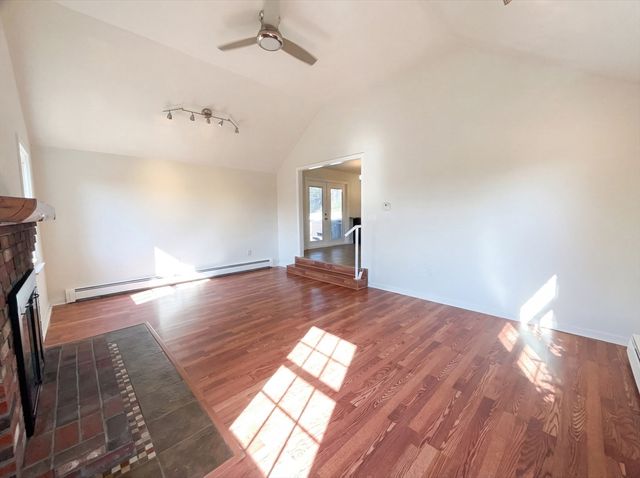 5 Tracy Ann Dr, Grafton, MA 01536