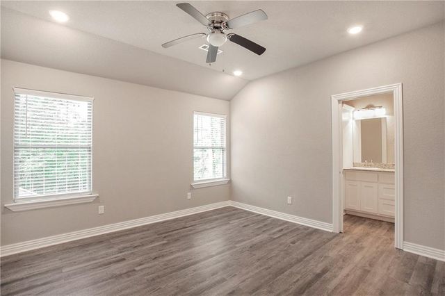 3 Plymouth Lane, Bella Vista, AR 72715