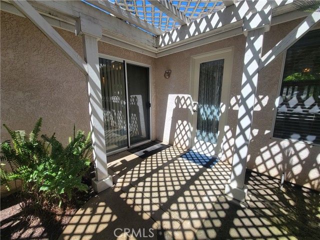 819 E Woodhaven, Fresno, CA 93720