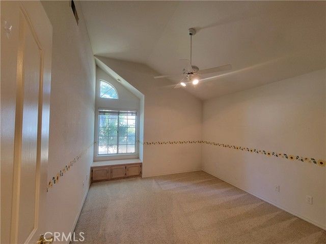 819 E Woodhaven, Fresno, CA 93720