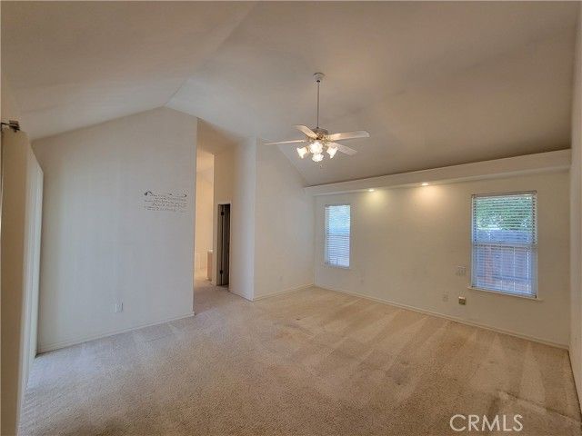 819 E Woodhaven, Fresno, CA 93720