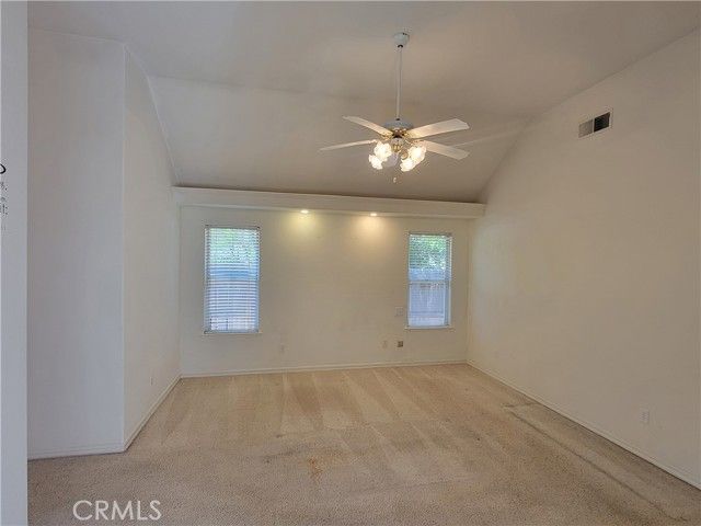 819 E Woodhaven, Fresno, CA 93720