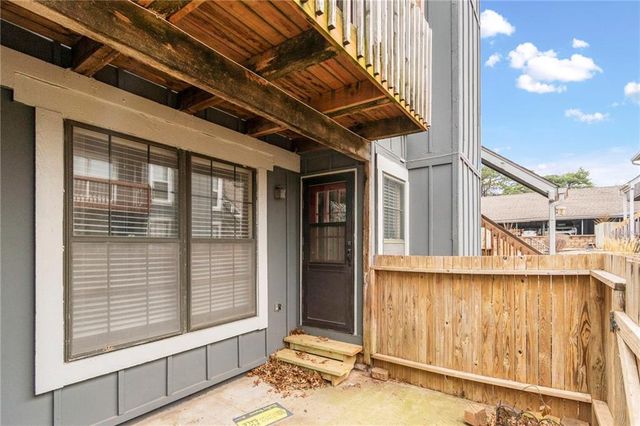 12659 W 110th Terrace, Overland Park, KS 66210