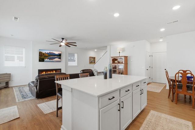 1109 150th Street W, Rosemount, MN 55068