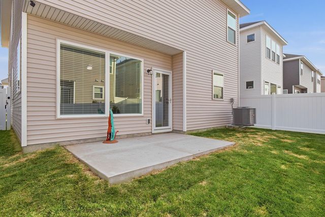 1109 150th Street W, Rosemount, MN 55068