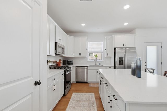 1109 150th Street W, Rosemount, MN 55068