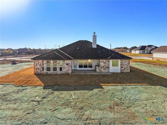 100 Hillside Lane, Lampasas, TX 76550