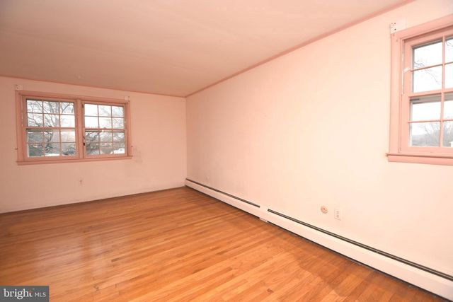 77 LENAPE DR, Doylestown, PA 18901