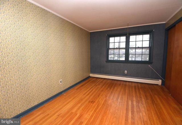 77 LENAPE DR, Doylestown, PA 18901