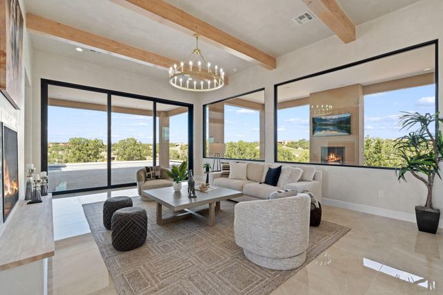 9 Tamarisk Trail, Santa Fe, NM 87506