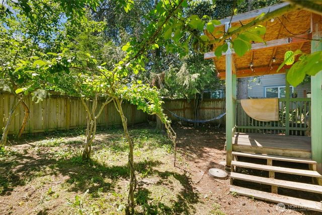 1235 S 101st Street, Seattle, WA 98168