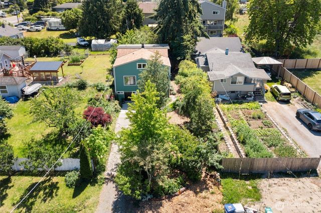 1235 S 101st Street, Seattle, WA 98168