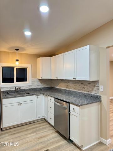 1836 Anderson Street, Bristol, TN 37620