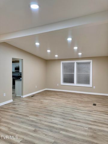 1836 Anderson Street, Bristol, TN 37620