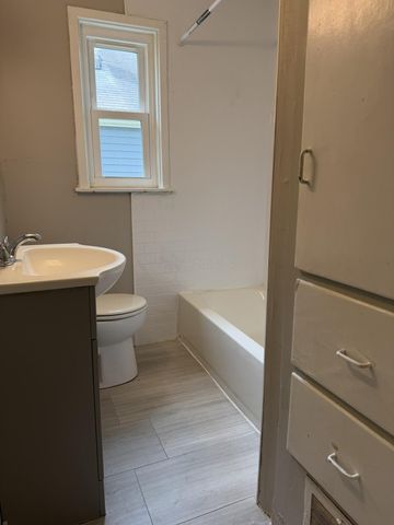869-871 Palmer Road, Columbus, OH 43212