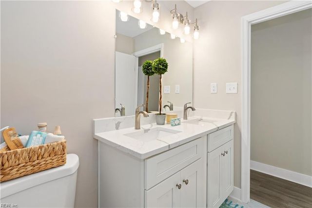 477 Cedar DR, Hampton, VA 23669