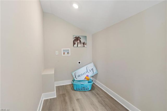 477 Cedar DR, Hampton, VA 23669