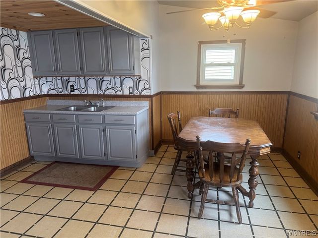 195 Aris Avenue, Cheektowaga, NY 14206