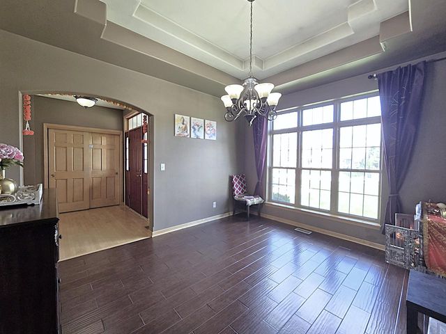 9729 W Prairie Grass WAY, Franklin, WI 53132