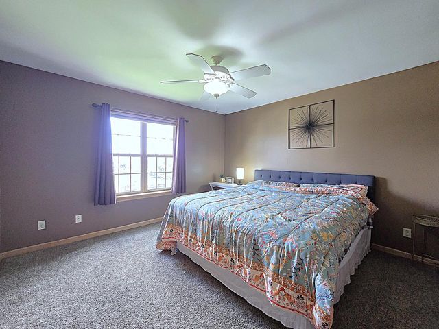 9729 W Prairie Grass WAY, Franklin, WI 53132