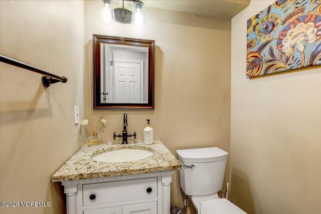 30 Dortmunder Drive, Manalapan, NJ 07726