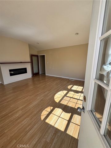 1046 S Citrus Avenue, Los Angeles, CA 90019