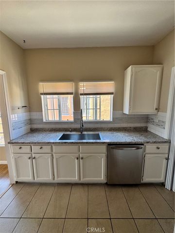 1046 S Citrus Avenue, Los Angeles, CA 90019