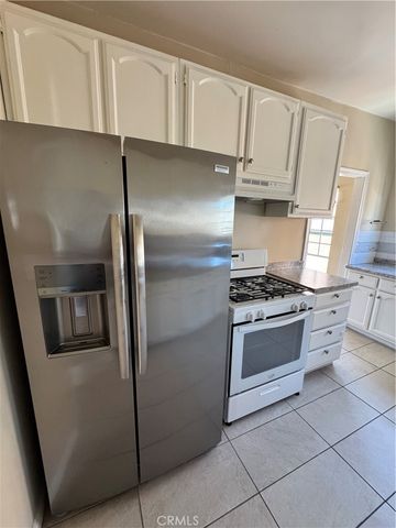 1046 S Citrus Avenue, Los Angeles, CA 90019