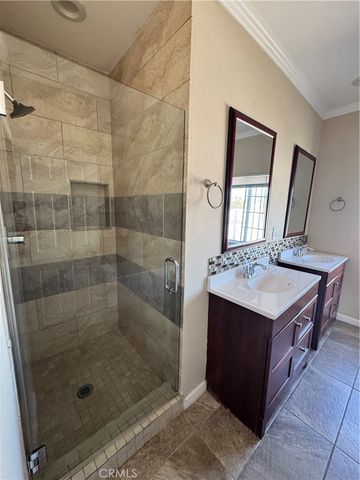 1046 S Citrus Avenue, Los Angeles, CA 90019