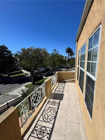 1046 S Citrus Avenue, Los Angeles, CA 90019