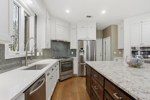 3065 Devereux Chase, Roswell, GA 30075