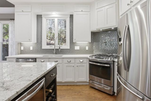 3065 Devereux Chase, Roswell, GA 30075