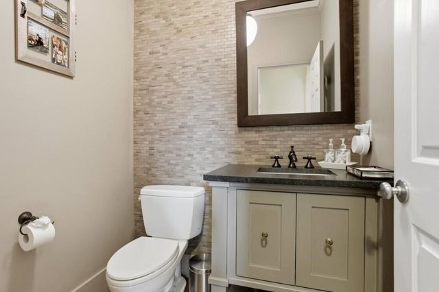 3065 Devereux Chase, Roswell, GA 30075