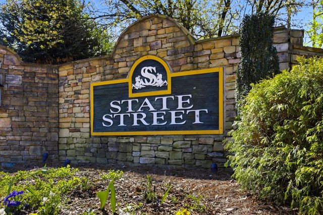 3065 Devereux Chase, Roswell, GA 30075