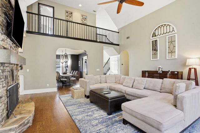 3065 Devereux Chase, Roswell, GA 30075