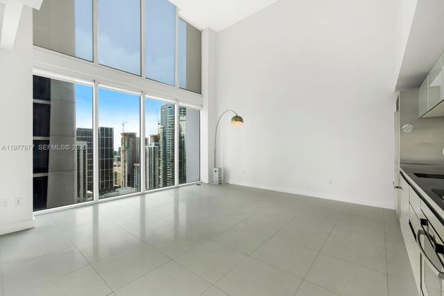 1040 Biscayne Blvd 4208, Miami, FL 33132