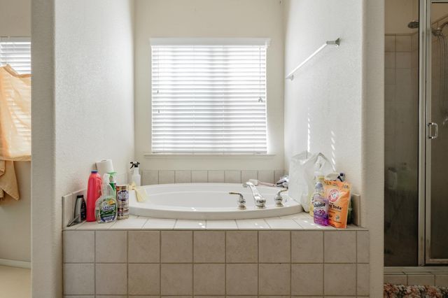 7250 Radha Dr, Sacramento, CA 95828